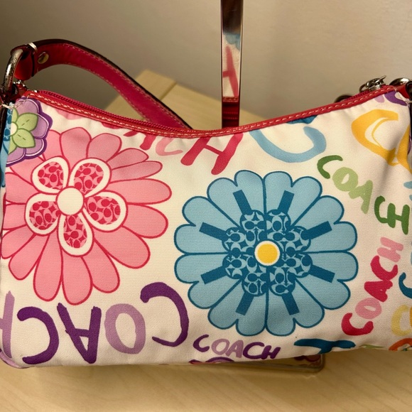 Coach Poppy Daisy Floral Graffiti Shoulder Bag Y2K - Picture 5 of 10